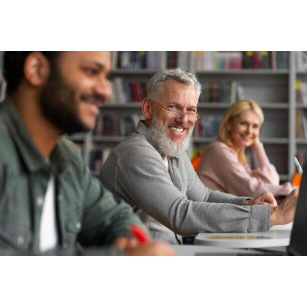 Curso EJA (Educação de Jovens e Adultos) - 1º Ano